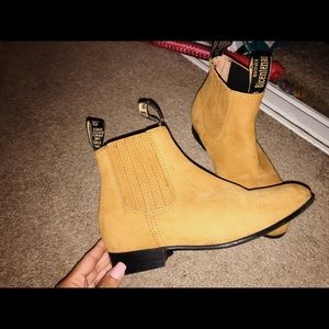 Mustard Yellow Bicentenario Booties